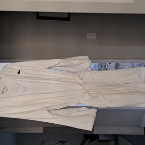 LACOSTE 🐊 White Classic Picque Robe